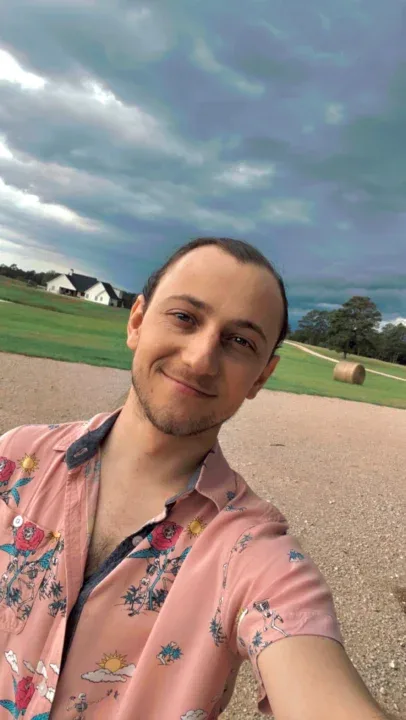 image of Cole Claire a tucson onlyfans account